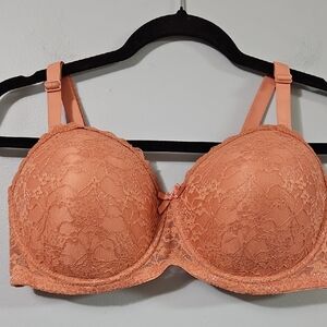 Body Collections Lace Underwire Lightly Padded Bra in Peach Size 38D #1200